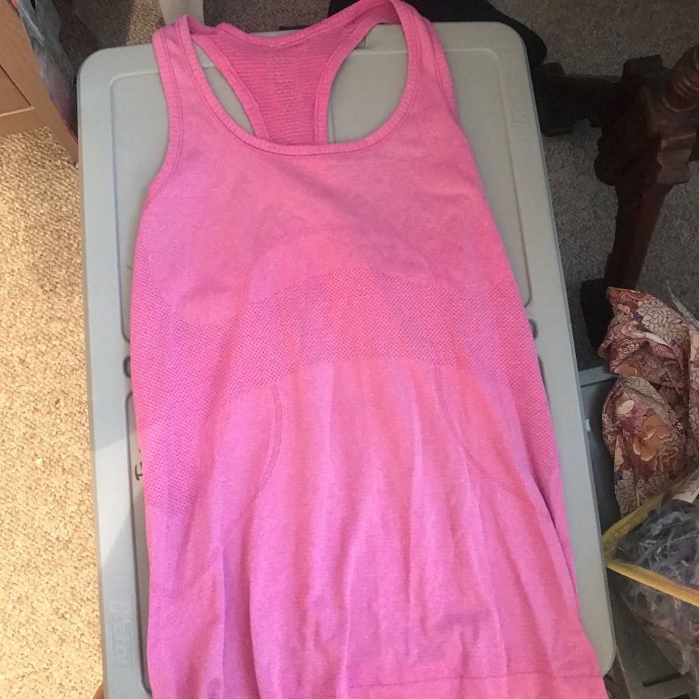Used pink lulu tank